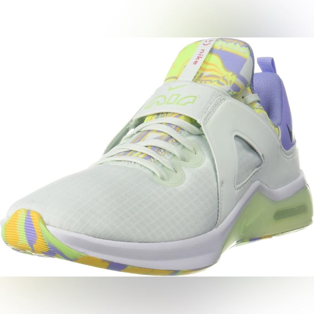 NIKE Women's W AIR MAX Bella TR 5 PRM Sneaker